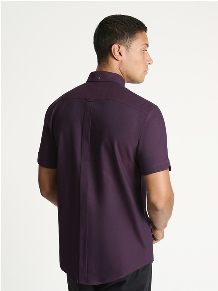 Short Sleeve Oxford Shirt in Dark Wine