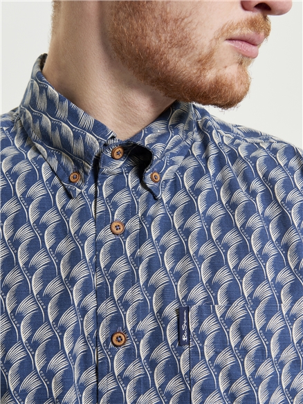 Block Leaf Print Shirt