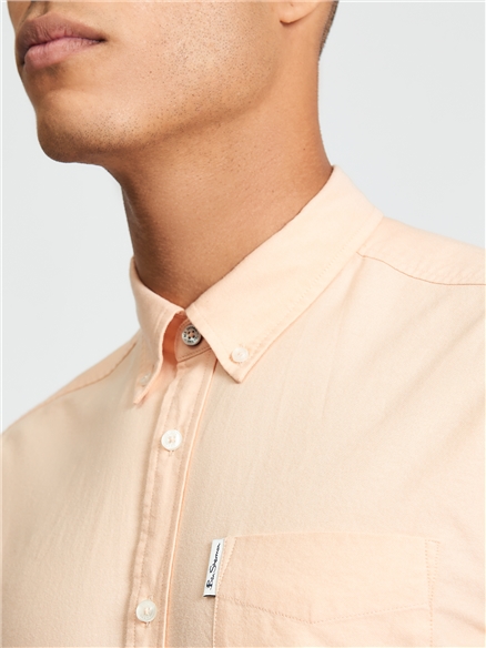 Short Sleeve Signature Oxford Shirt in New Orange