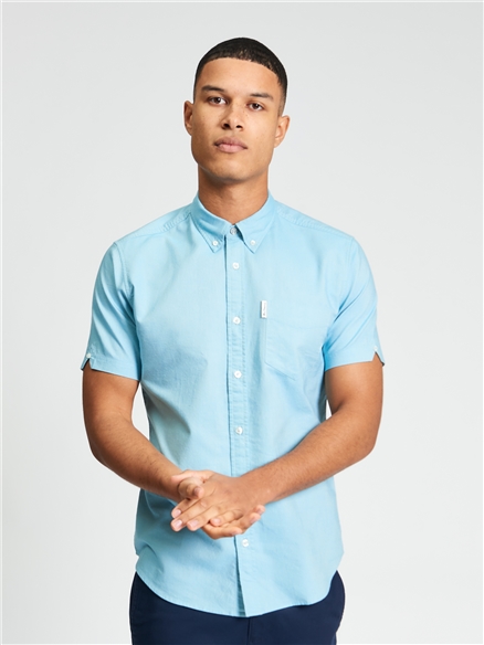 Short Sleeve Signature Oxford Shirt in Blue