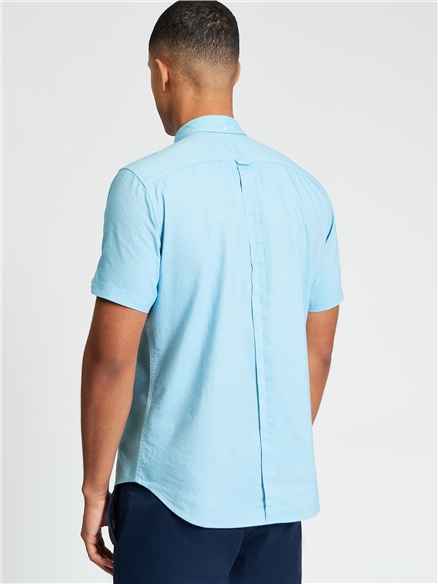 Short Sleeve Signature Oxford Shirt in Blue