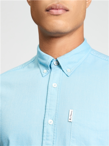 Short Sleeve Signature Oxford Shirt in Blue