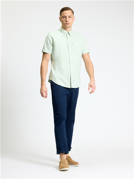 Short Sleeve Signature Oxford Shirt in Pistachio
