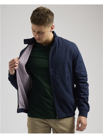 Signature Harrington 