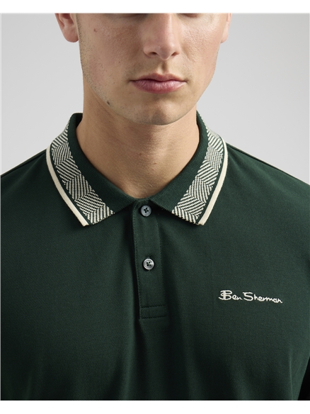 Mono Collar Interest Polo