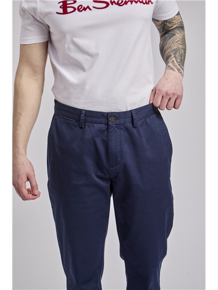 Signature Slim Stretch Chino