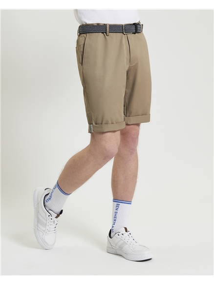 Signature Chino Short