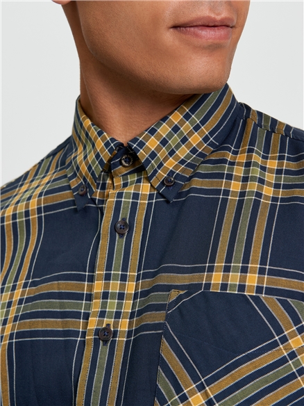Grid Check Shirt in Dark Navy