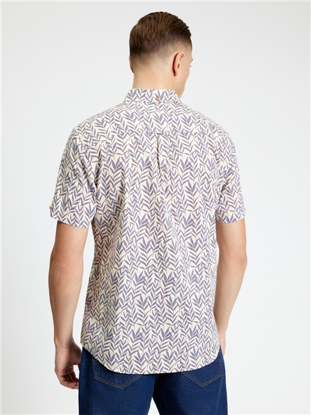 Short Sleeve Leaf Print Shirt in Oyster White