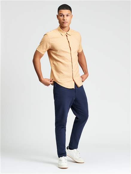 Short Sleeve Linear Geo Print Shirt in New Gold