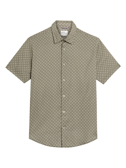 Short Sleeve Linear Geo Print Shirt in Loden