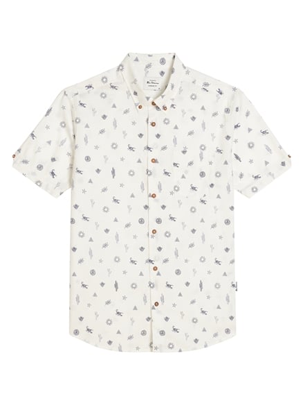 Short Sleeve Festival Print Shirt in Snow White