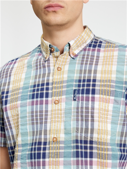 Short Sleeve Seersucker Check Shirt in Aqua