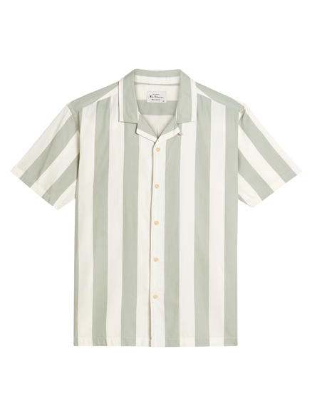 Short Sleeve Viscose Stripe Shirt in Litchen Green