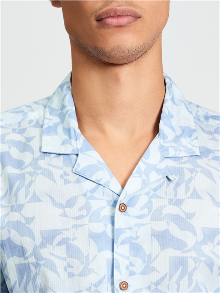 Short Sleeve Seagull Geo Print Shirt in Powder Blue