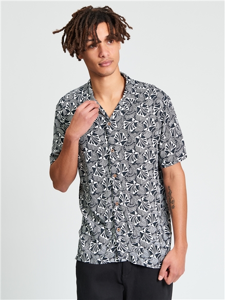 Short Sleeve Linear Floral Print Shirt in Black