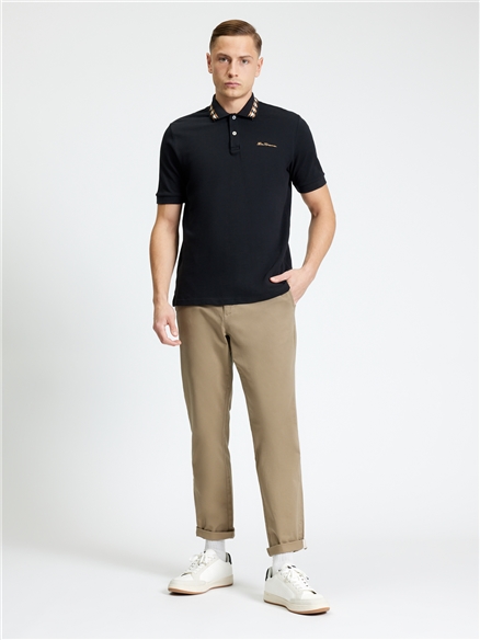 Collar Interest Polo in Black