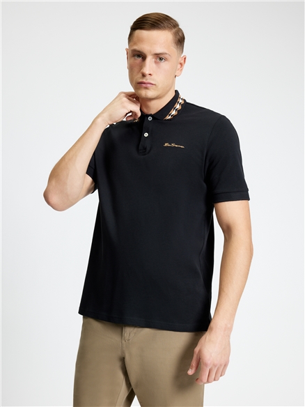 Collar Interest Polo in Black