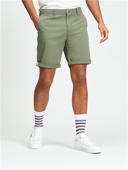 Signature Chino Short in Loden