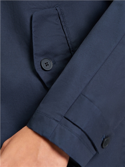 Signature Mac in Dark Navy