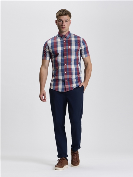 Short Sleeve Gingham Overcheck Shirt in Dark Red