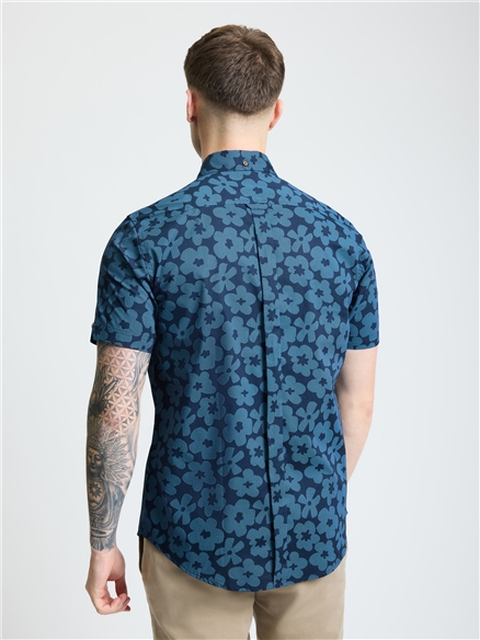 Short Sleeve Stipple Floral Print Shirt in Dark Navy