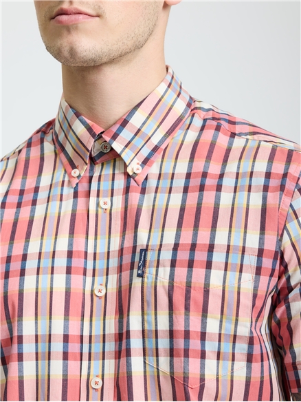 Short Sleeve Irregular Check Shirt in Cerise