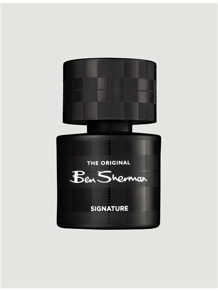 Ben Sherman Signature in Black