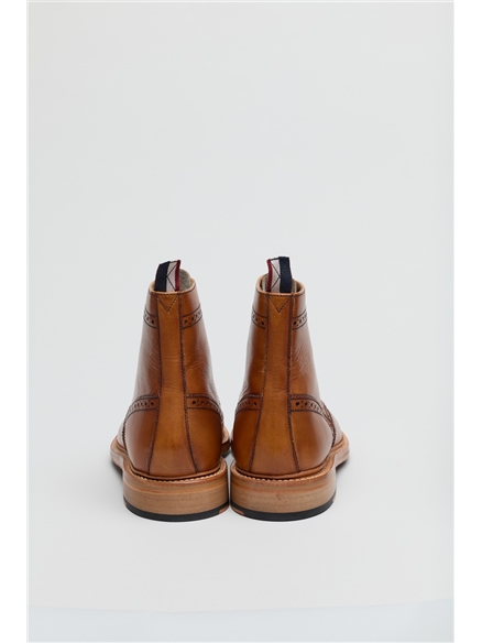 Arthur Brogue Boot