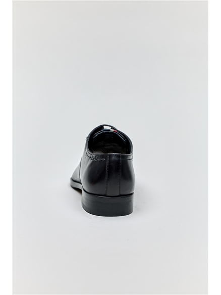 Kenton Black Leather Shoe in Black