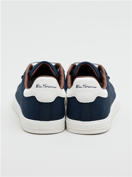 Chase Trainer in Navy