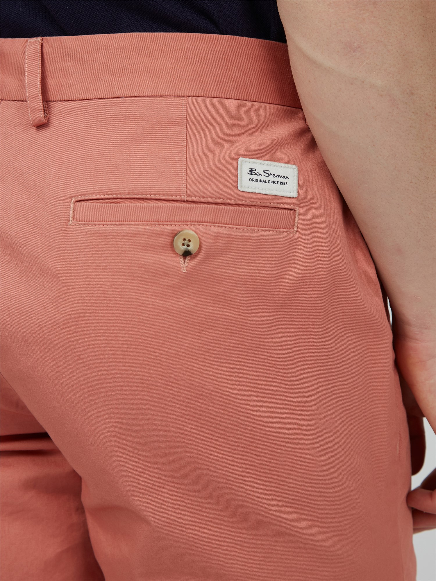 Signature Cotton Chino Shorts - Dark Pink