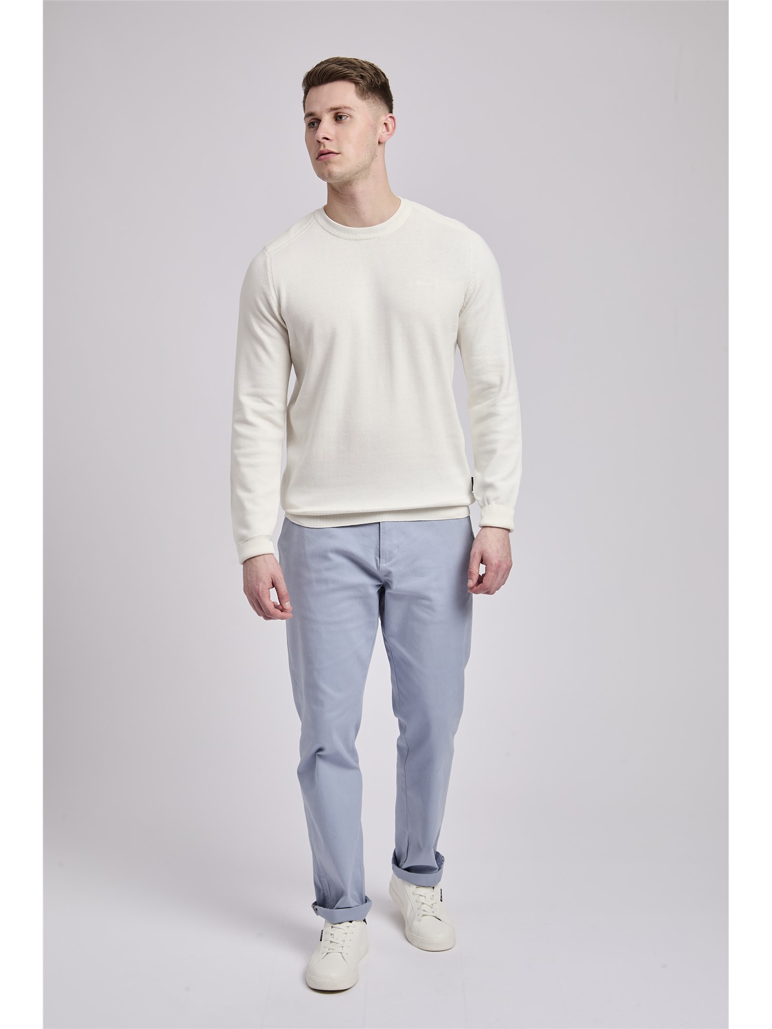 Crew Neck Jumper with Shoulder Stitch