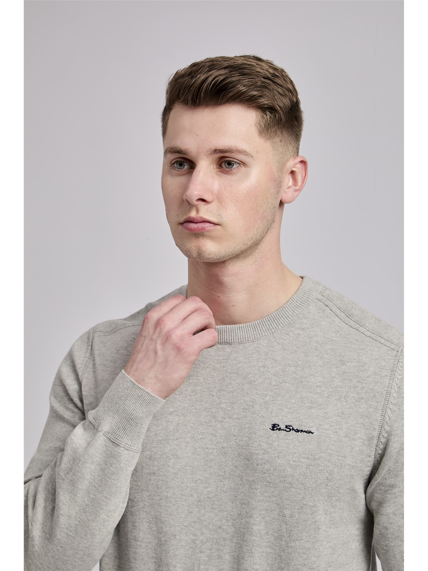 Crew Neck Jumper with Shoulder Stitch