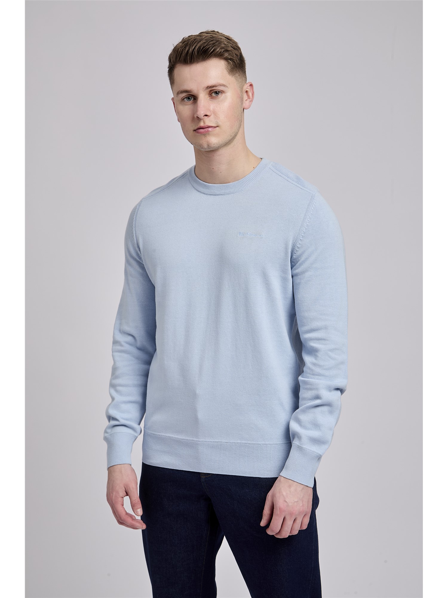 Crew Neck Jumper with Shoulder Stitch