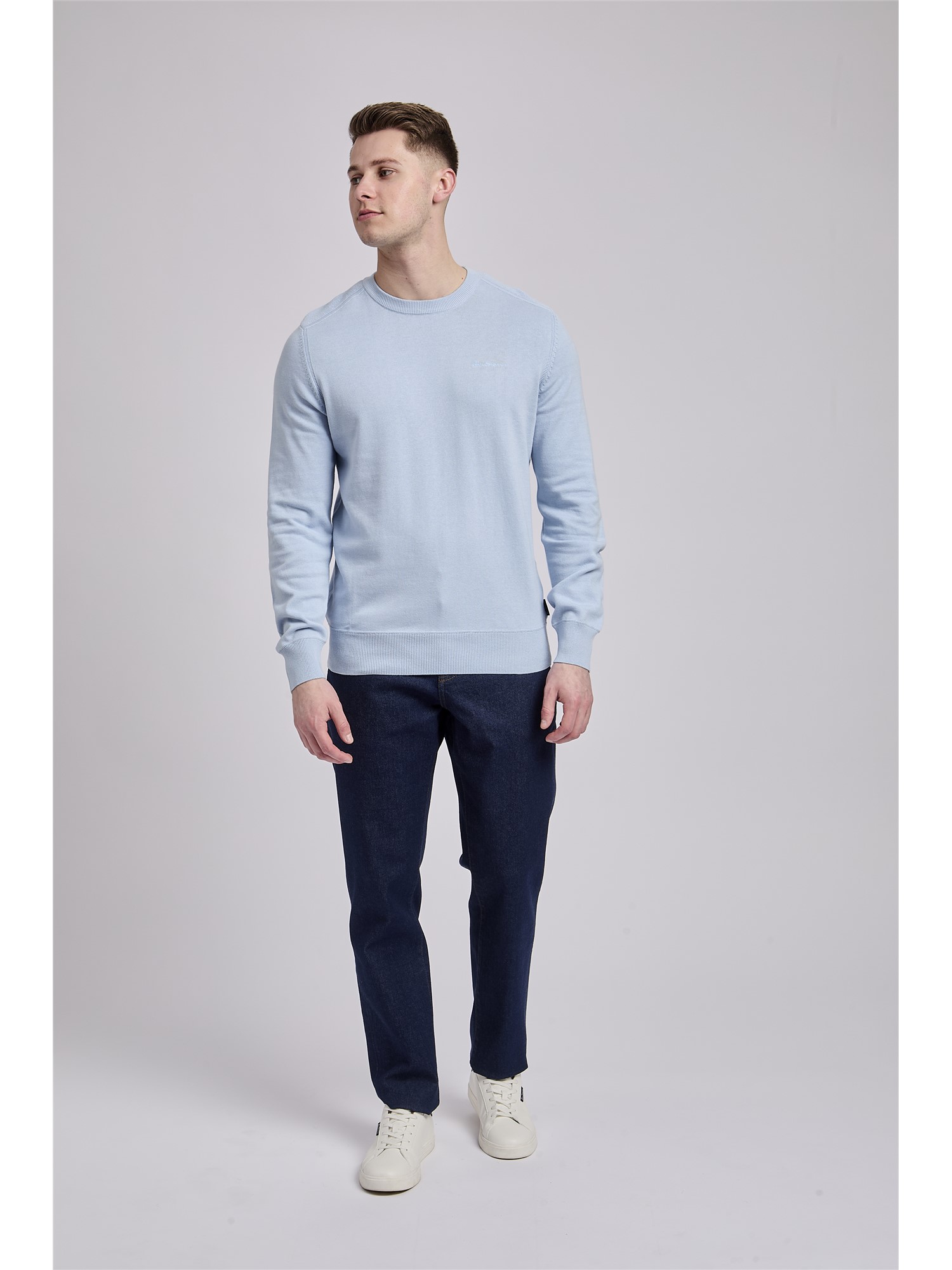 Crew Neck Jumper with Shoulder Stitch