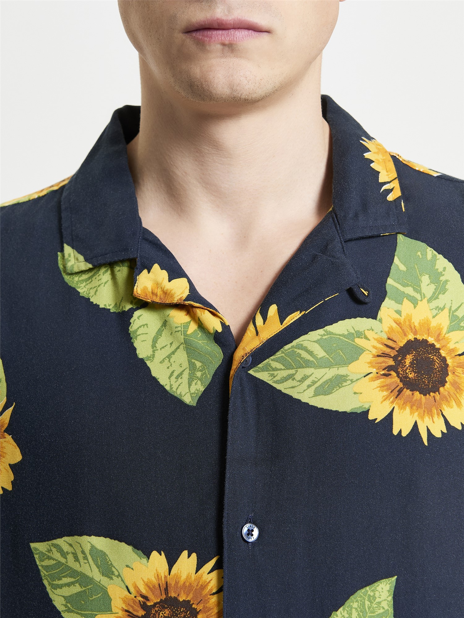 Short Sleeve Sunflower Print Shirt