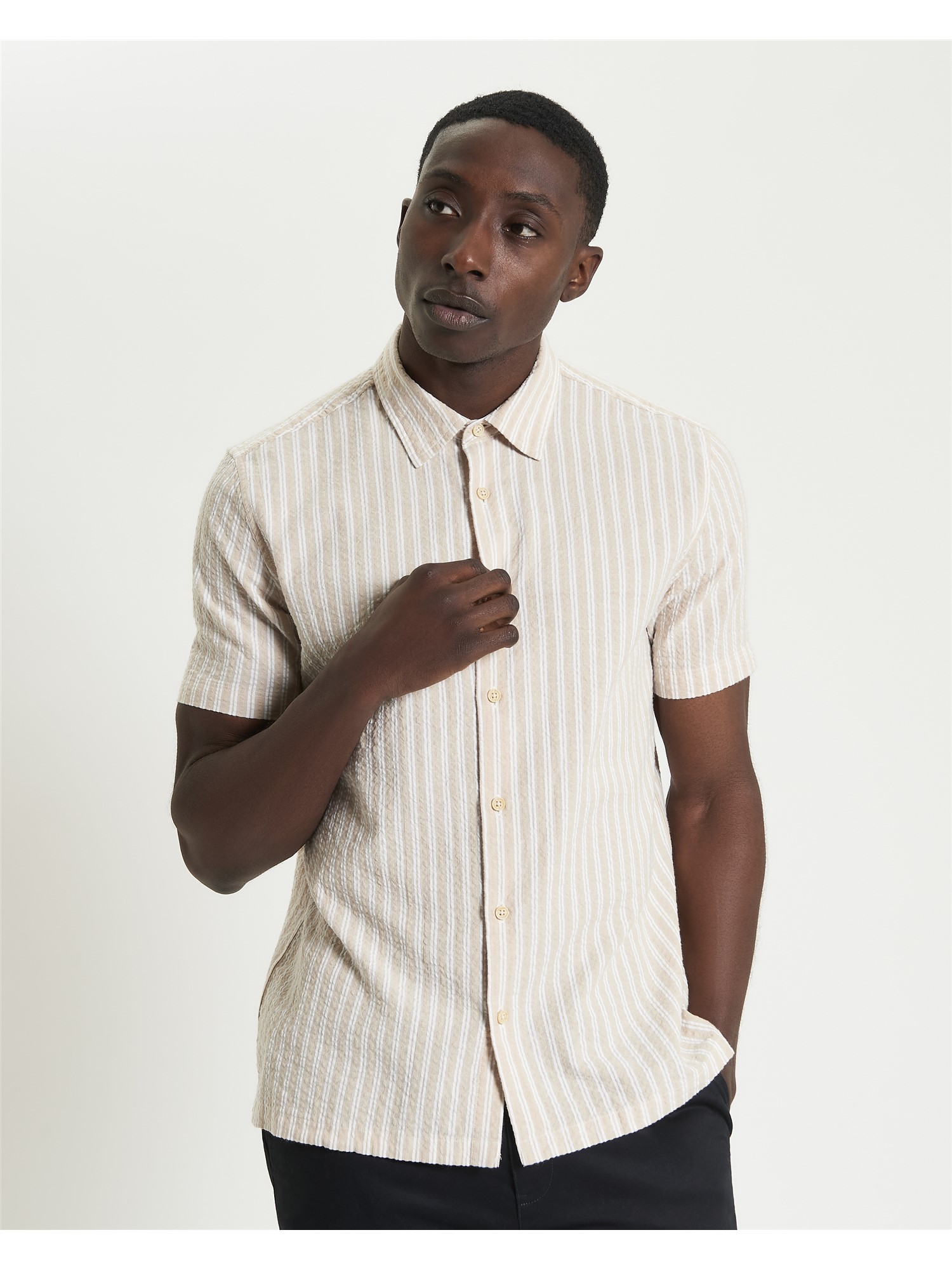 Short Sleeve Seersucker Stripe Shirt