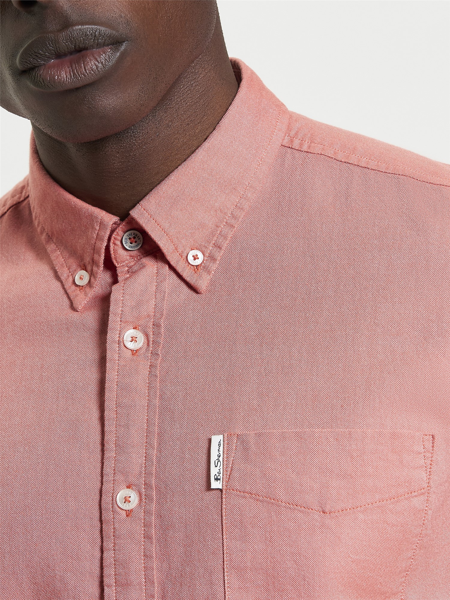 Short Sleeve Signature Oxford Shirt