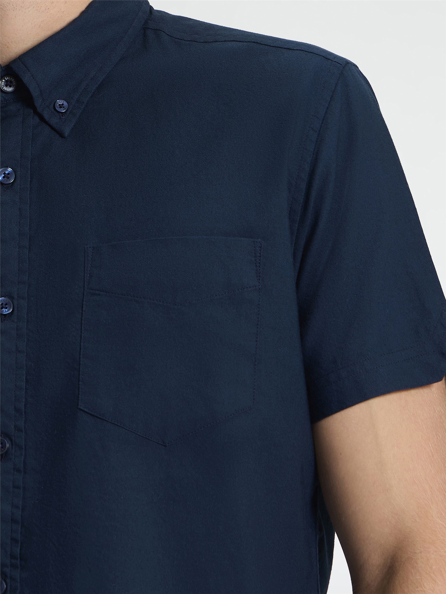 Short Sleeve Signature Oxford Shirt in Dark Navy - Ben Sherman US