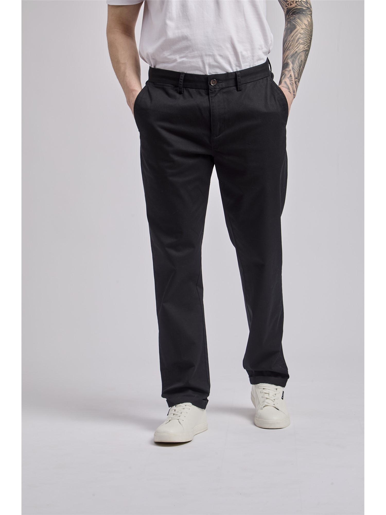 Signature Slim Stretch Chino
