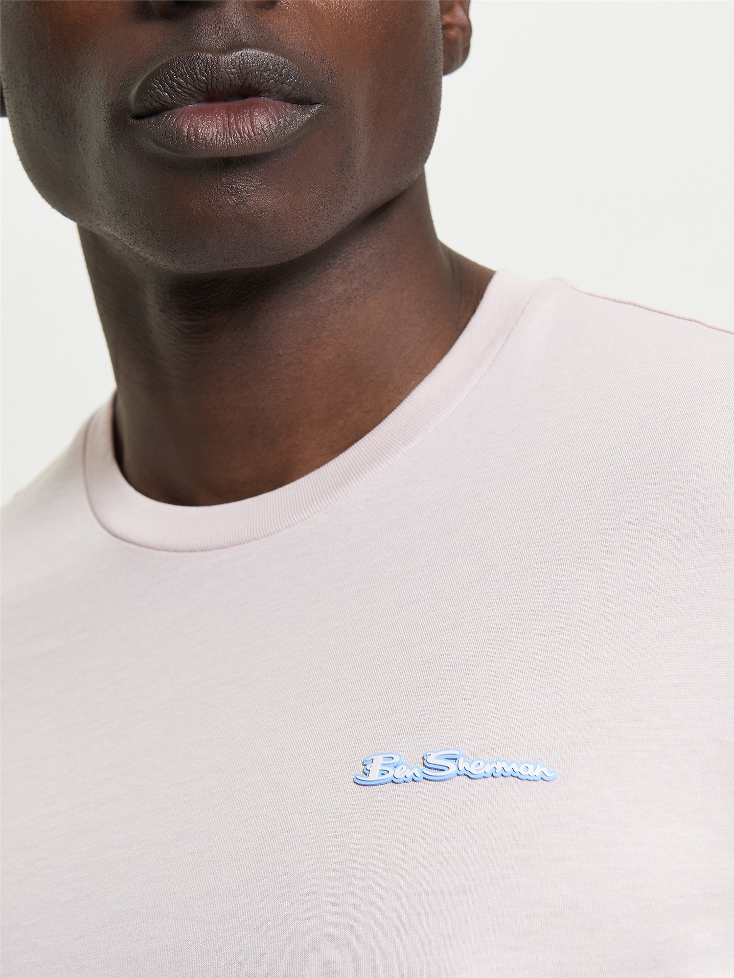 Signature Logo Tee