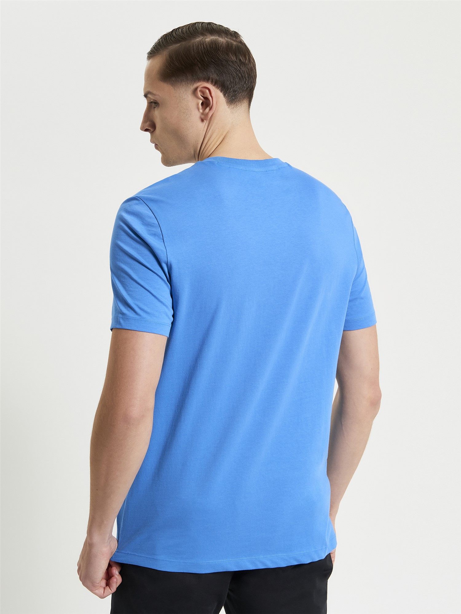 Signature Logo Tee