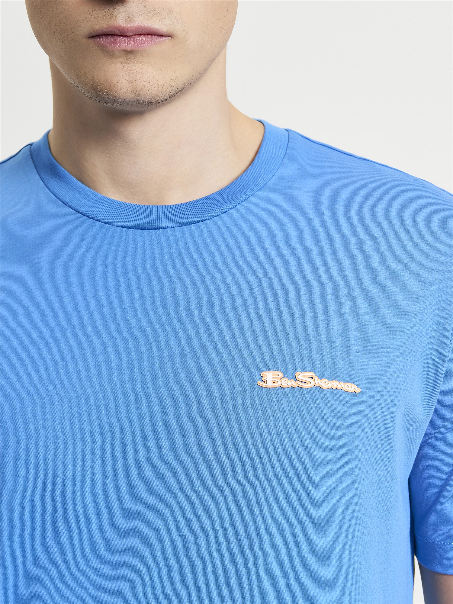 Signature Logo Tee