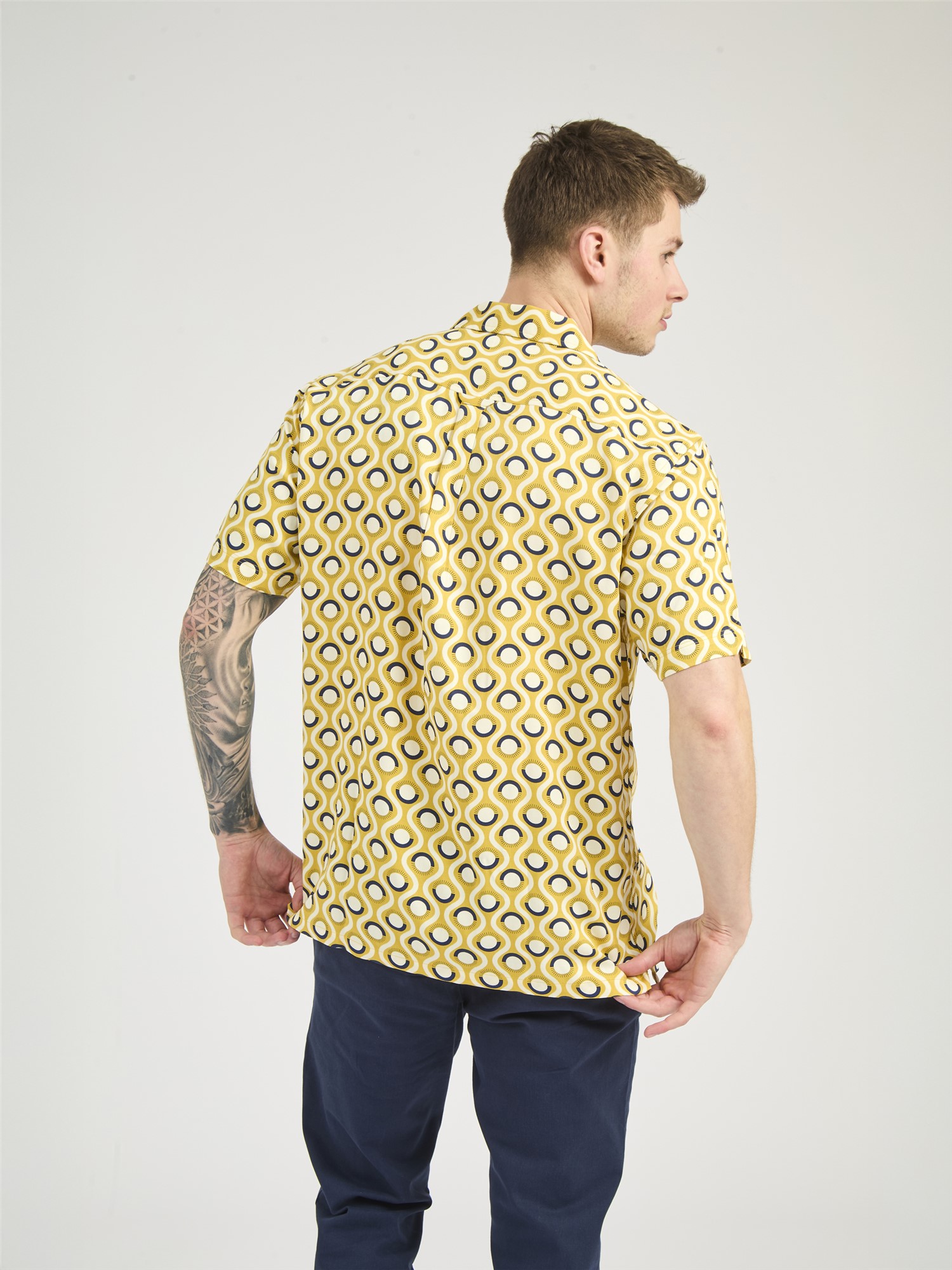 Short Sleeve Retro Geo Print Shirt