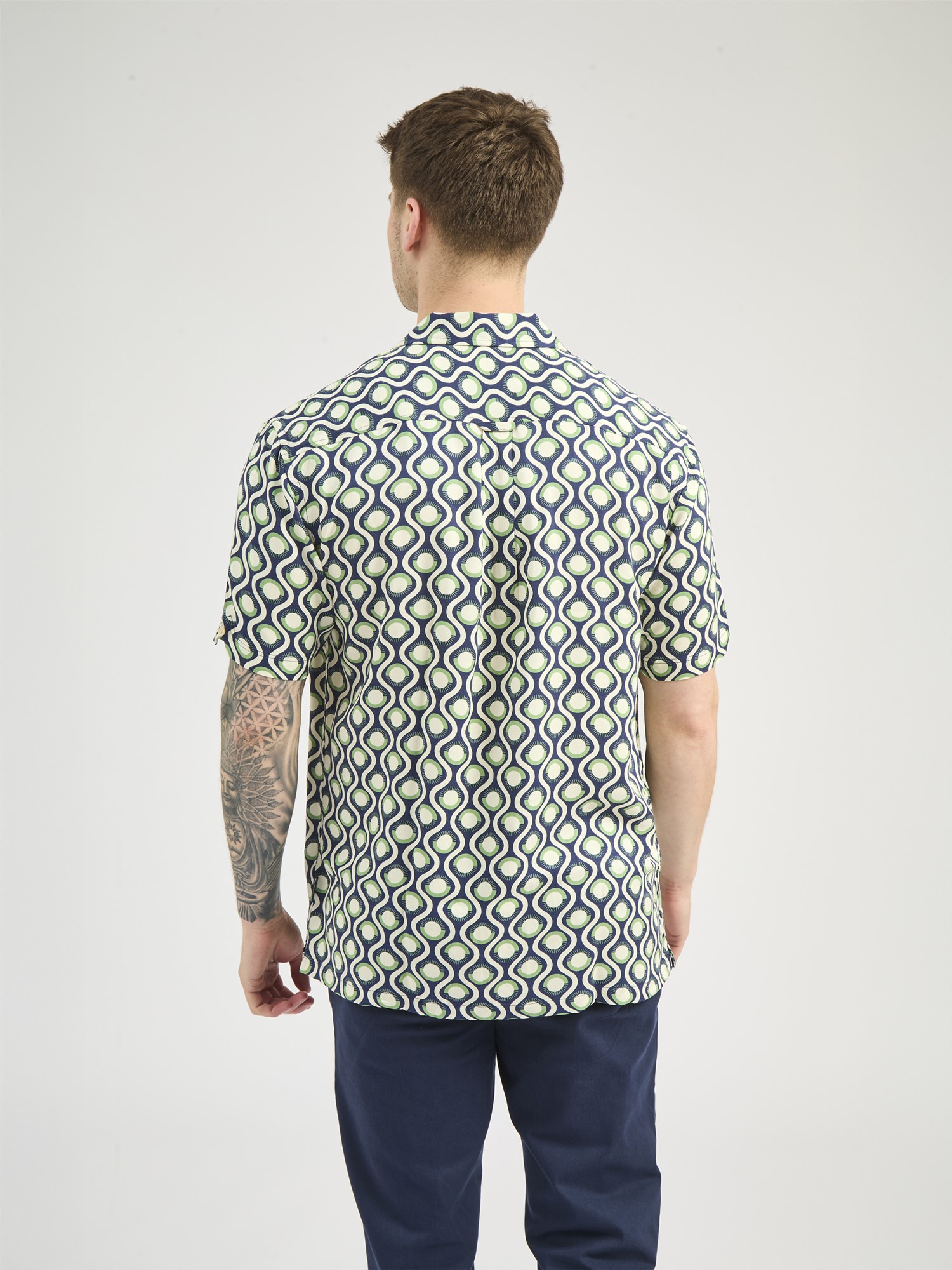 Short Sleeve Retro Geo Print Shirt