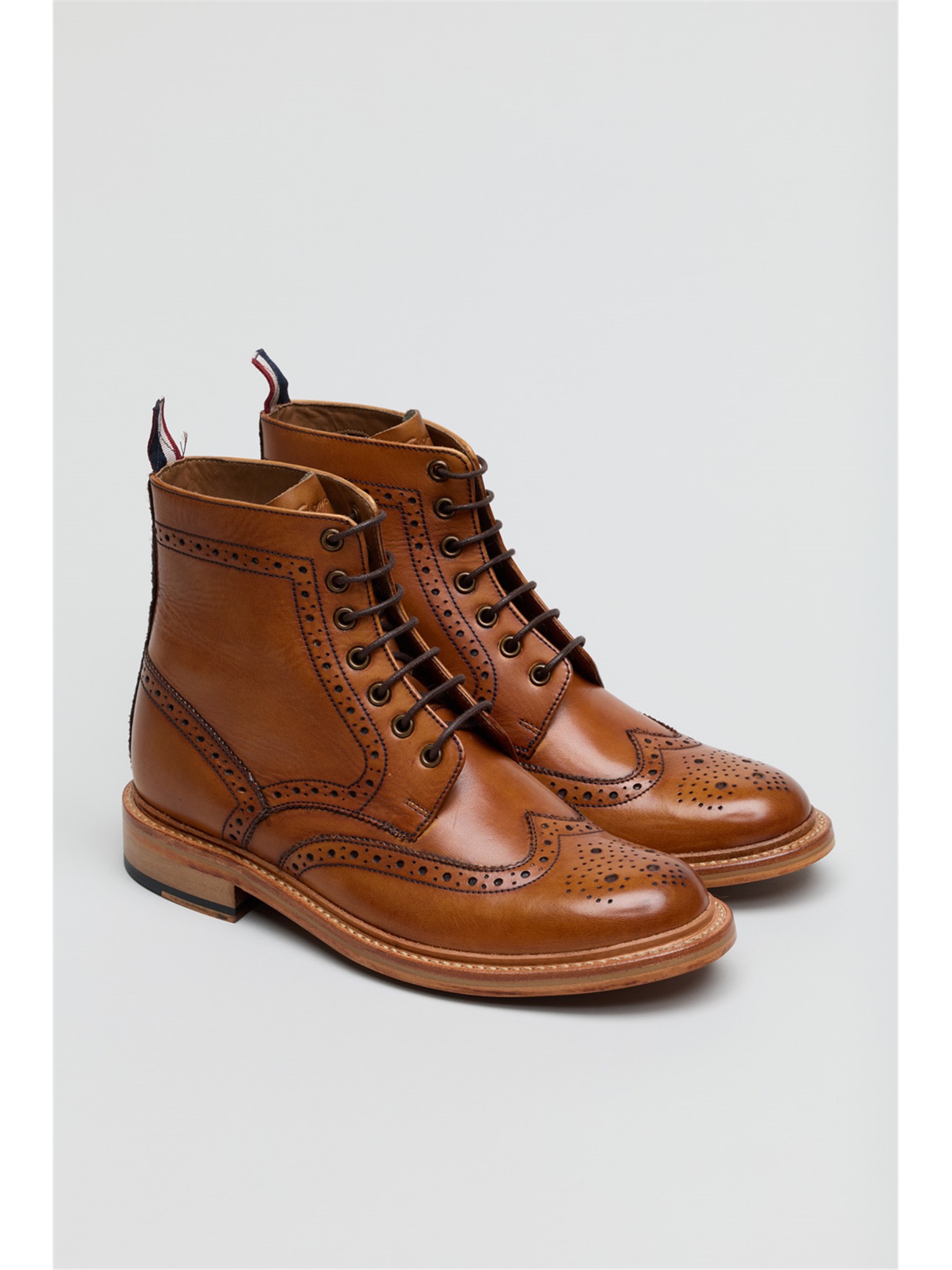 Arthur Brogue Boot