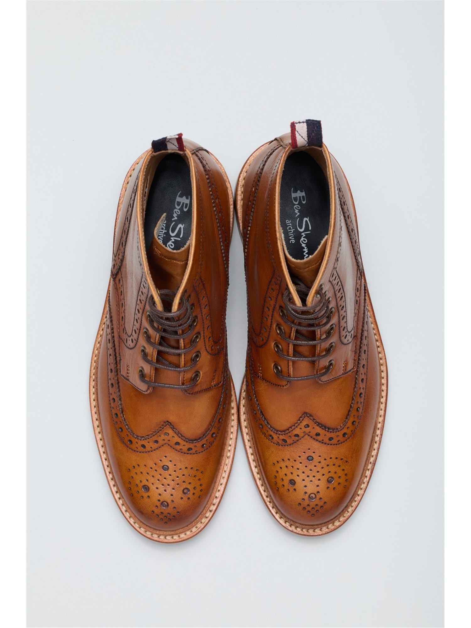 Arthur Brogue Boot