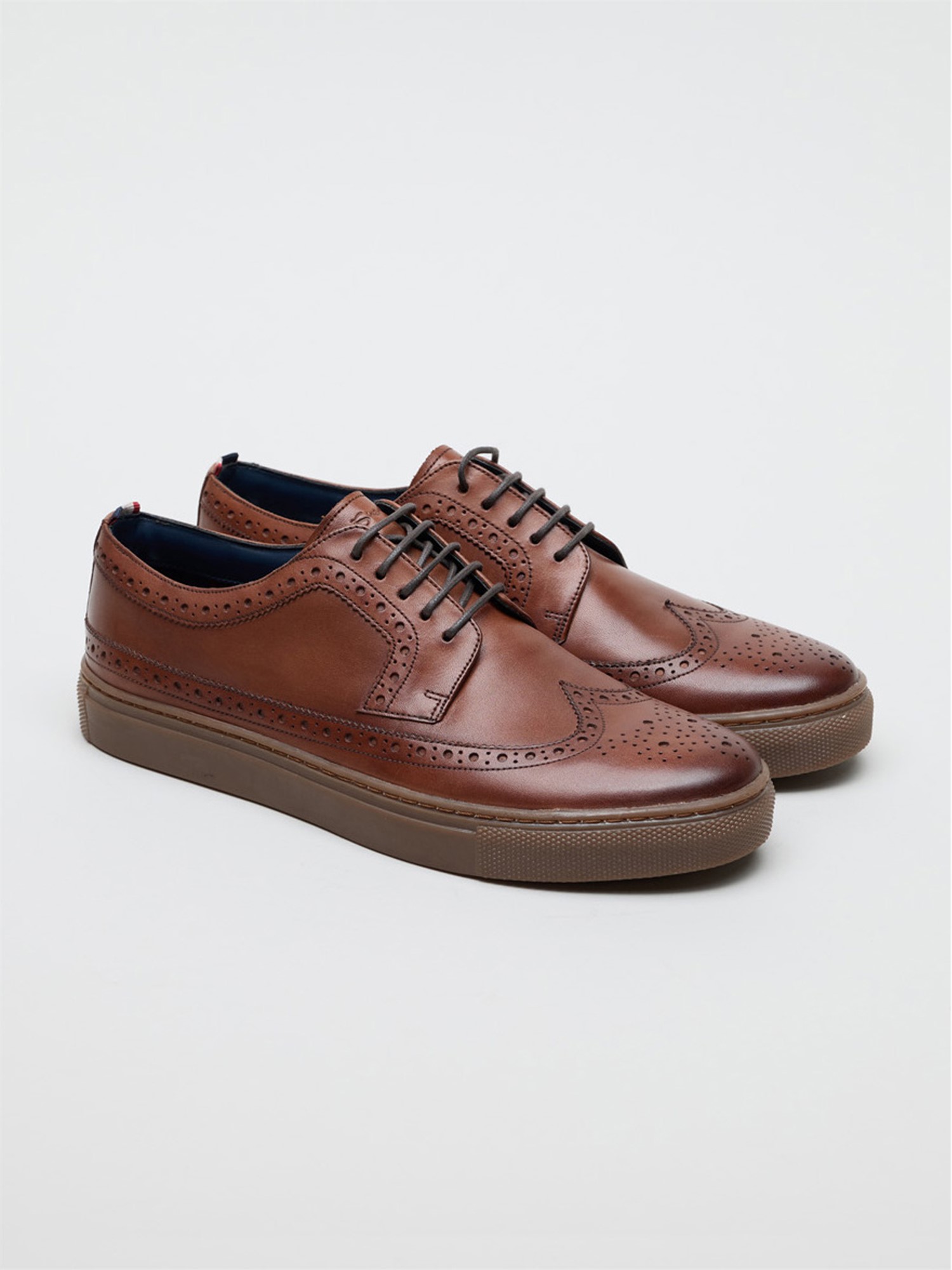 Preston Brogue Trainer