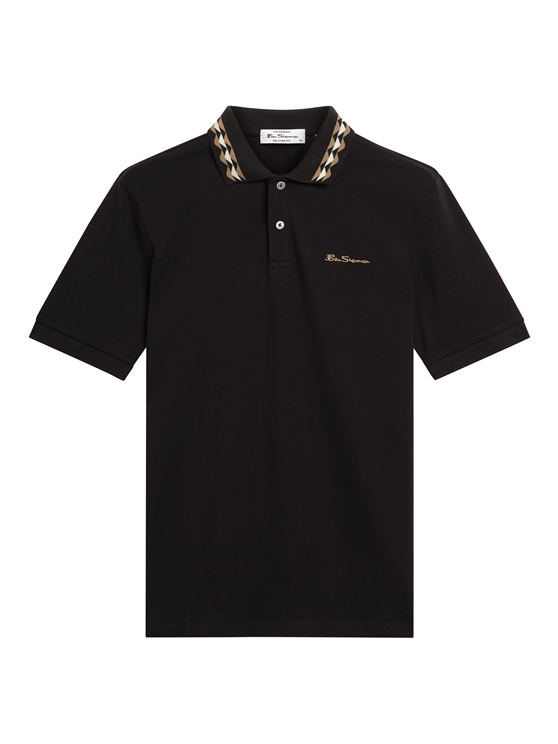 Collar Interest Polo in Black